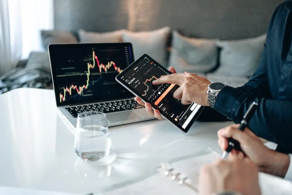 Real-Time Analytics Platforms: Best Options for Growing Teams